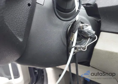 2013 Ford Fiesta S z USA, uszkodzony, nr VIN 3FADP4AJ8DM227103